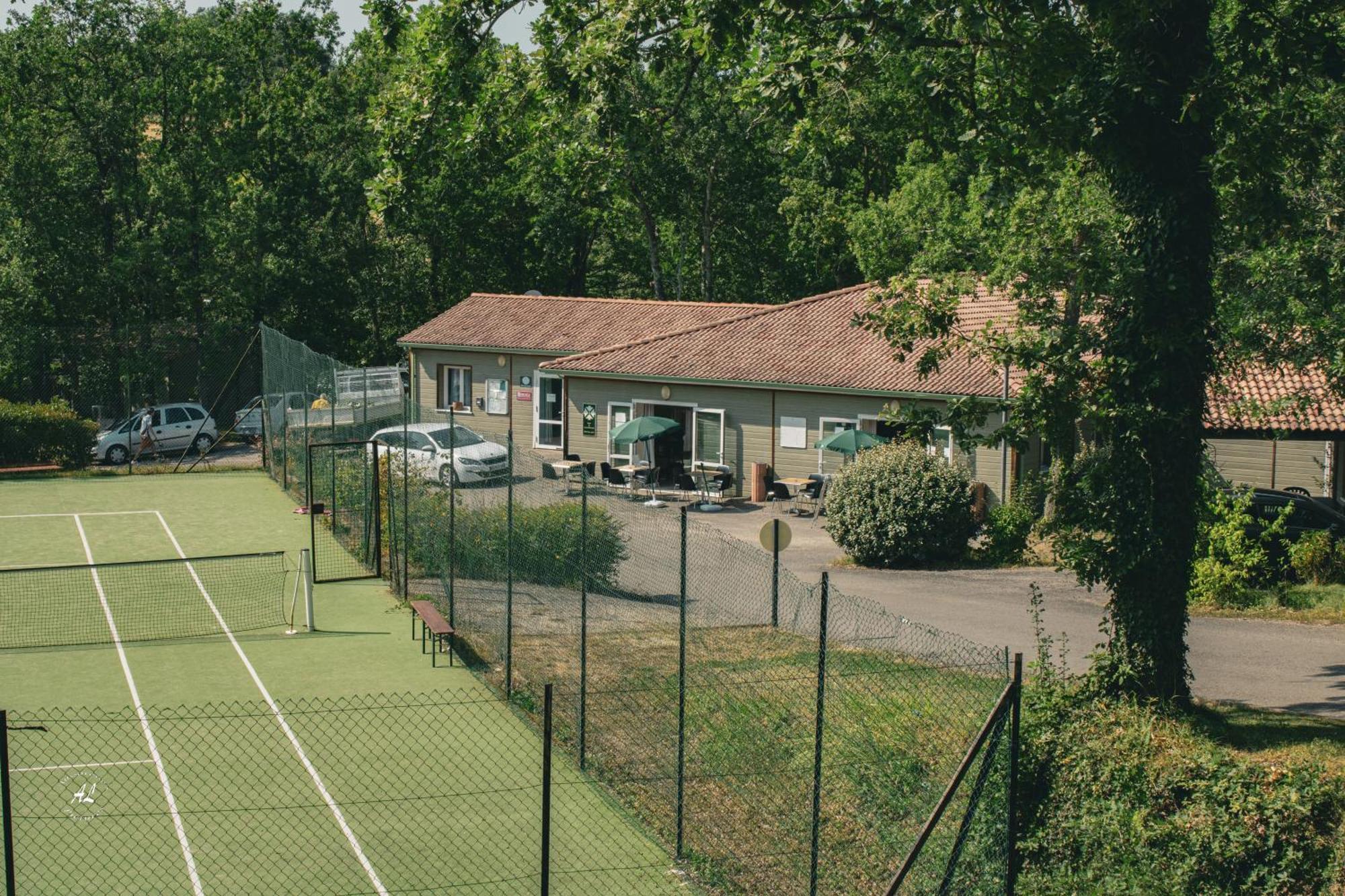 Terres De France - Les Hameaux Des Lacs Monclar-de-Quercy Экстерьер фото